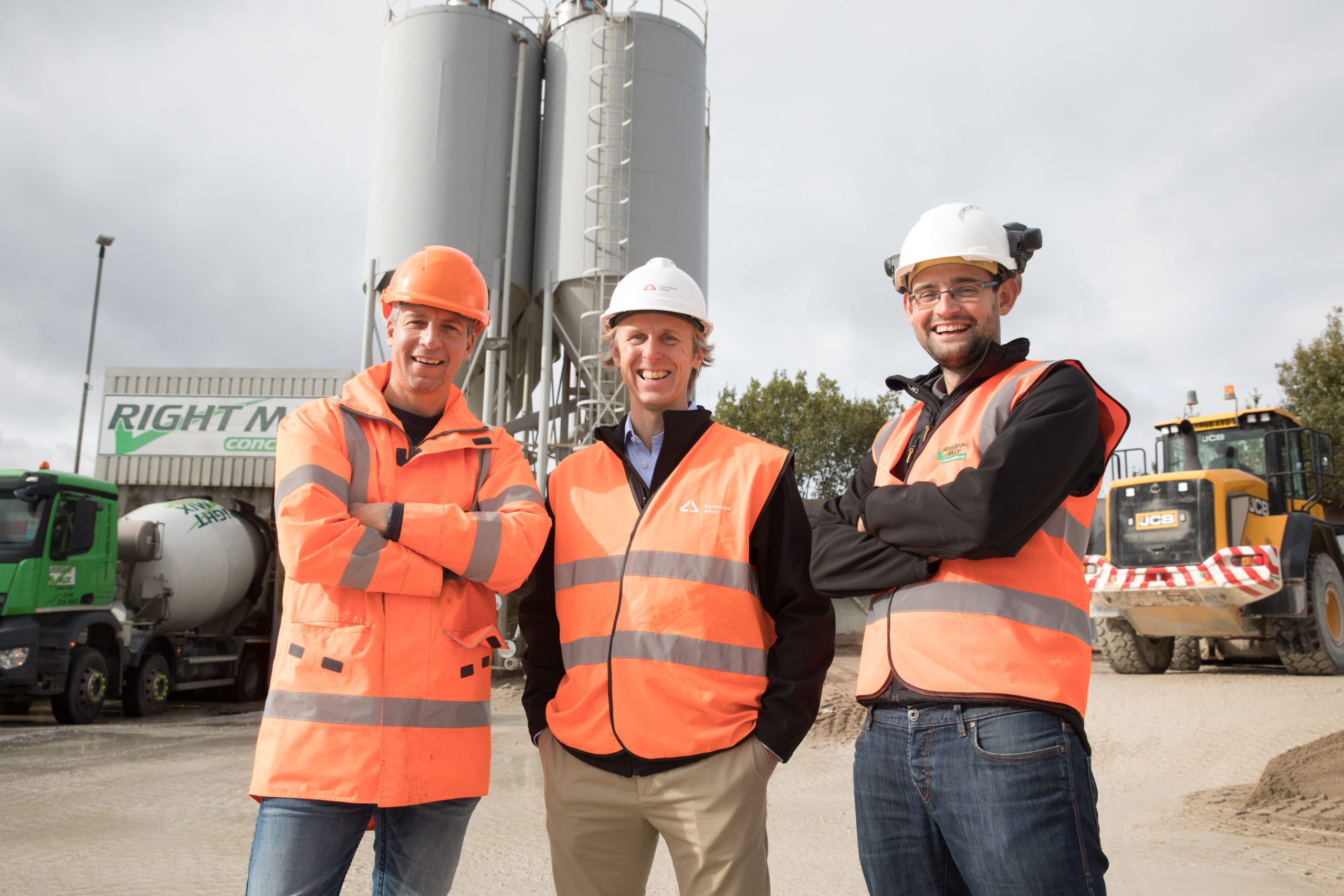 Right Mix UK Joins Command Alkon to Vanquish the Impact of Manual Processes