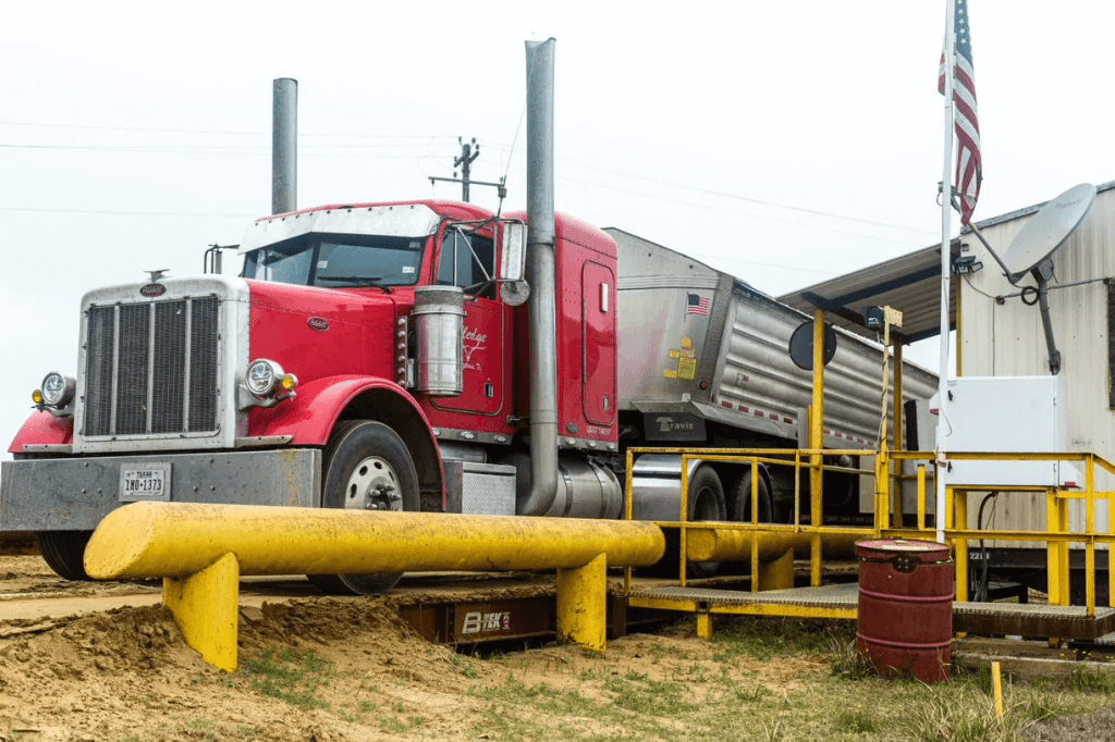 Hallett Materials Speeds Up Cash Flow and Improves Customer Experience with Apex